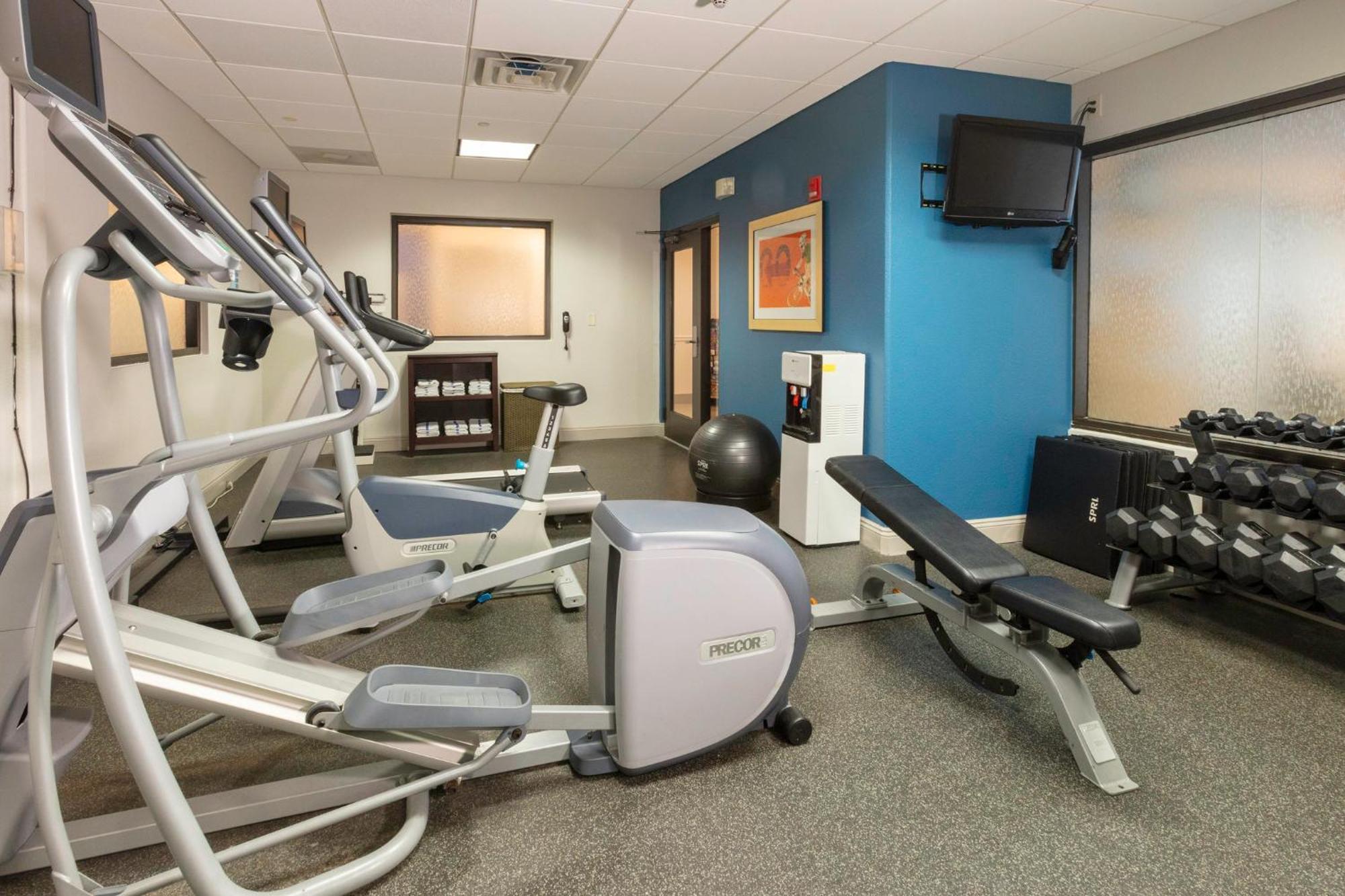 Holiday Inn Express Hotel & Suites Jacksonville Airport By Ihg Экстерьер фото