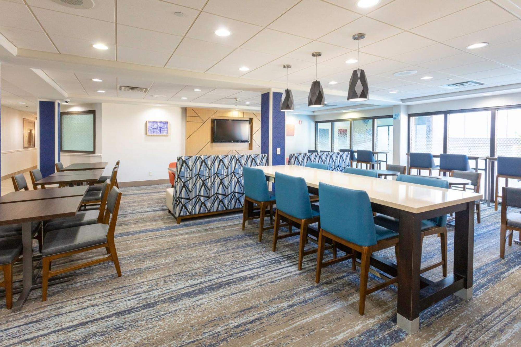 Holiday Inn Express Hotel & Suites Jacksonville Airport By Ihg Экстерьер фото