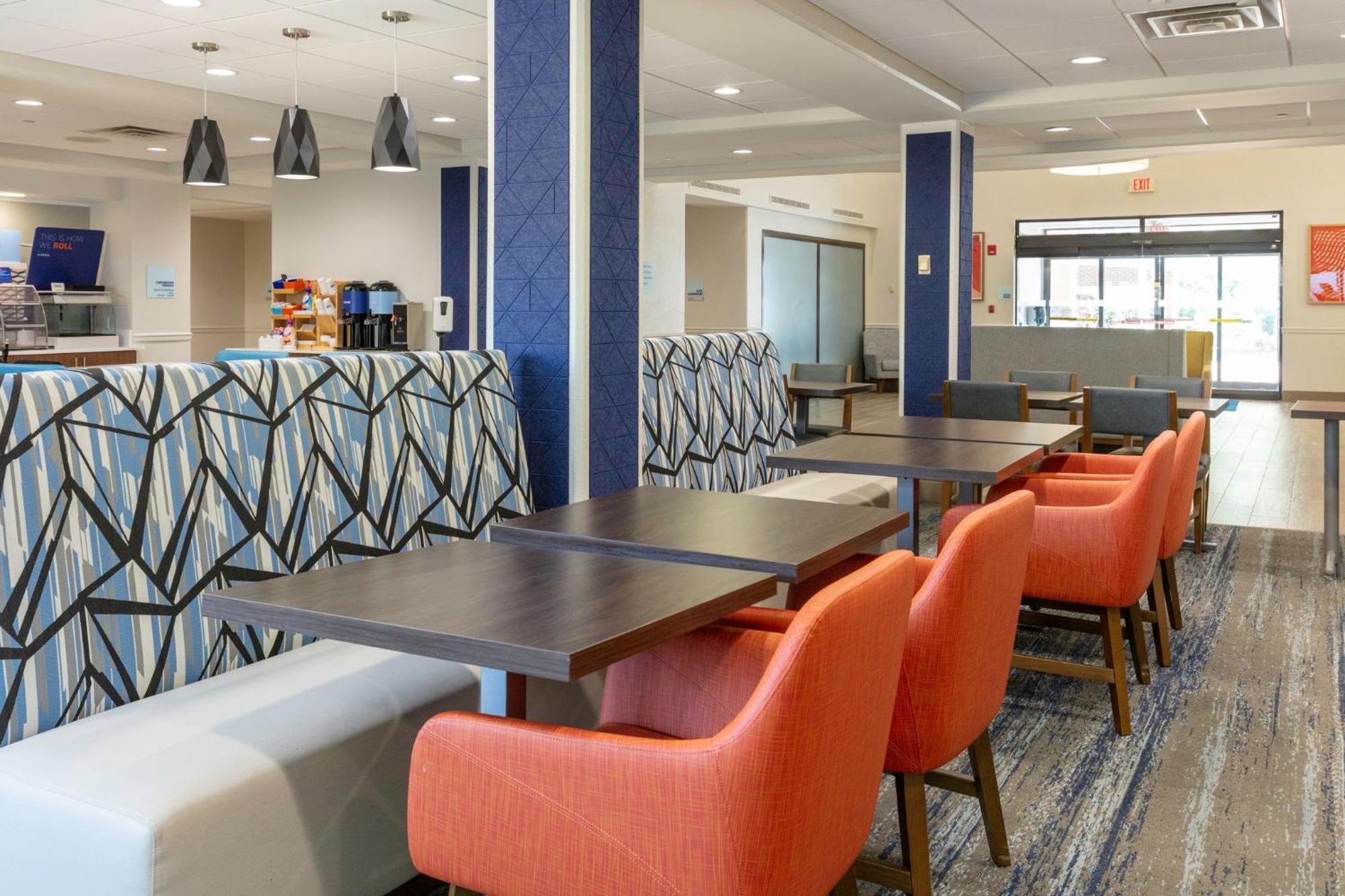 Holiday Inn Express Hotel & Suites Jacksonville Airport By Ihg Экстерьер фото